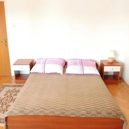 In With Sea View, Balcony, Air Conditioning, Wifi Tisno