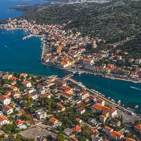 Apartman In With Sea View, Balcony, Air Conditioning, Wifi *