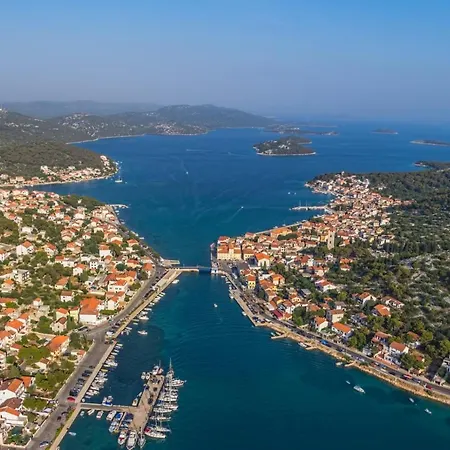 In With Sea View, Balcony, Air Conditioning, Wifi Apartman