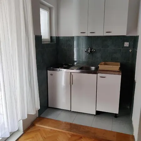 In With Sea View, Balcony, Air Conditioning, Wifi * Tisno