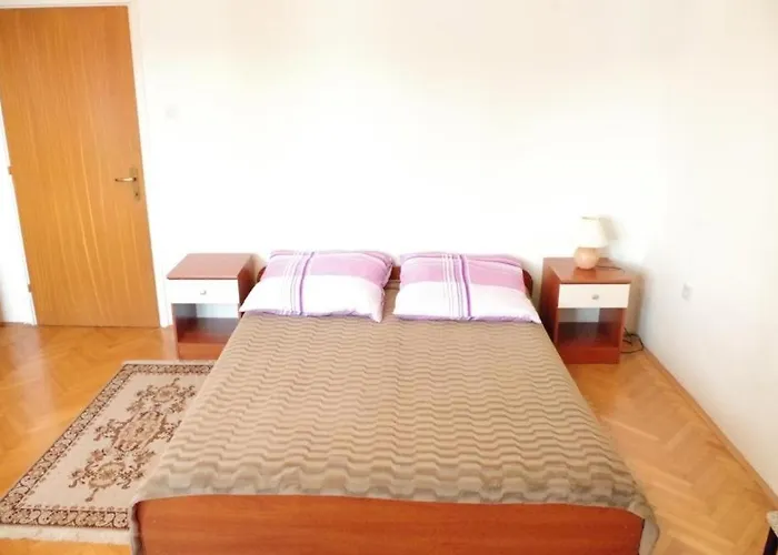 In With Sea View, Balcony, Air Conditioning, Wifi Tisno