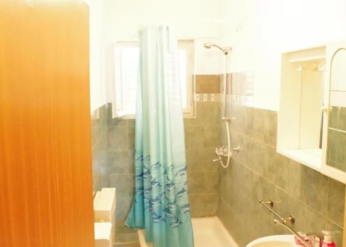 In With Sea View, Balcony, Air Conditioning, Wifi